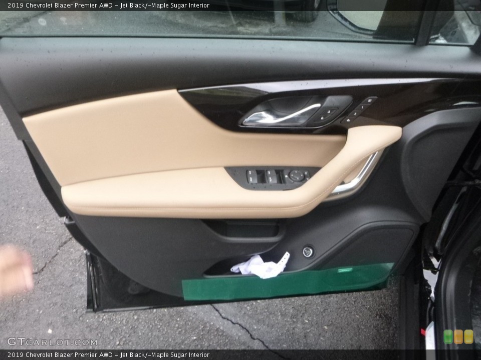 Jet Black/­Maple Sugar Interior Door Panel for the 2019 Chevrolet Blazer Premier AWD #132519178