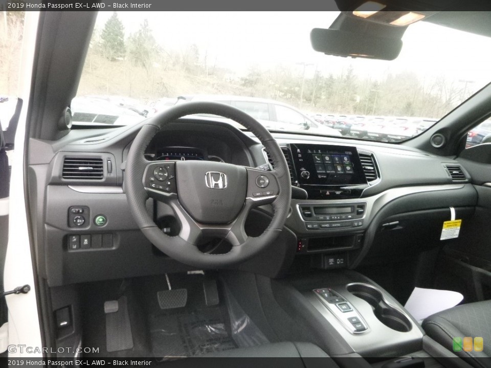 Black Interior Photo for the 2019 Honda Passport EX-L AWD #132583063