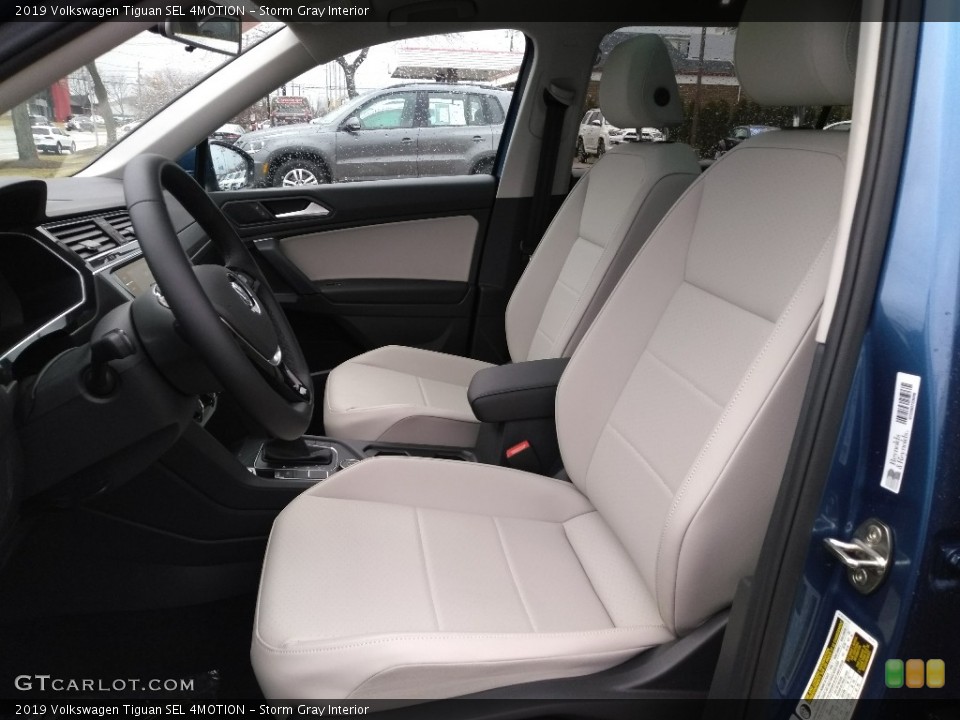 Storm Gray Interior Photo for the 2019 Volkswagen Tiguan SEL 4MOTION #132589204