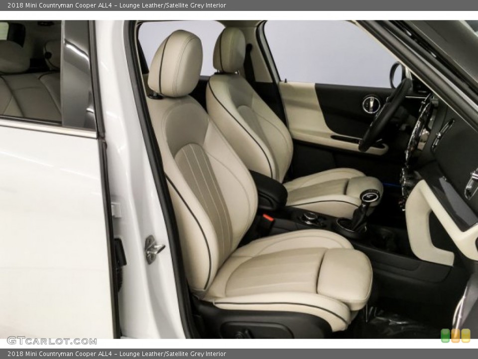 Lounge Leather/Satellite Grey Interior Photo for the 2018 Mini Countryman Cooper ALL4 #132655123