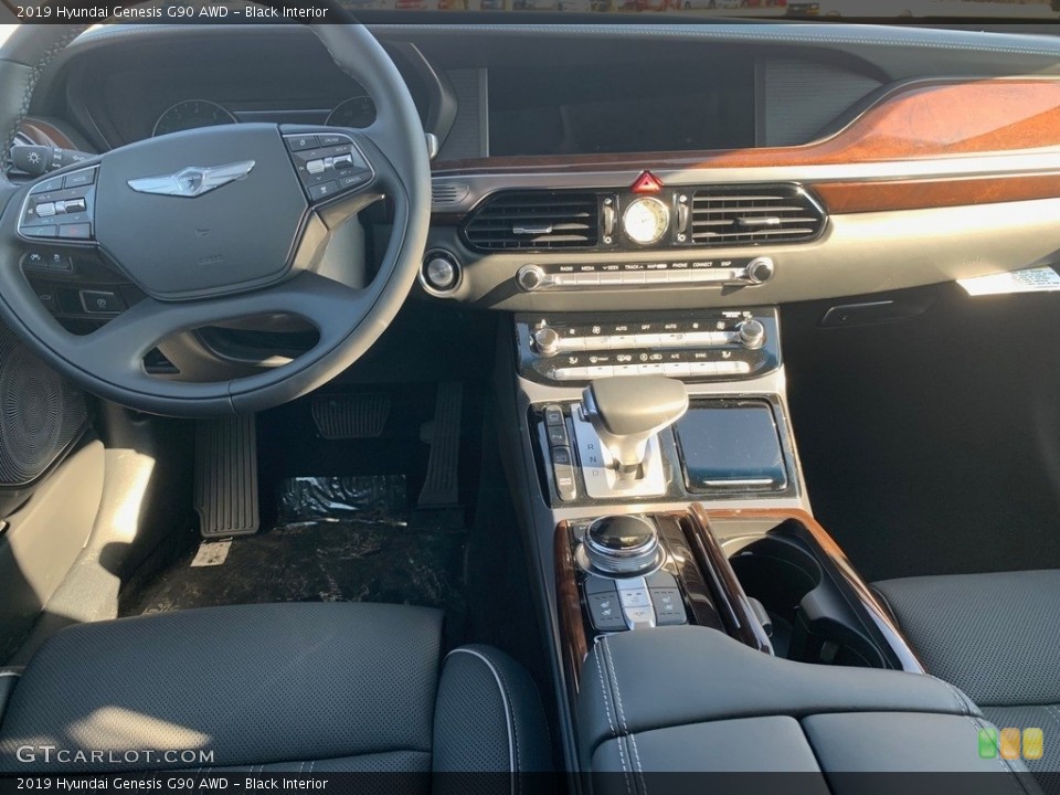 Black Interior Controls for the 2019 Hyundai Genesis G90 AWD #132680802