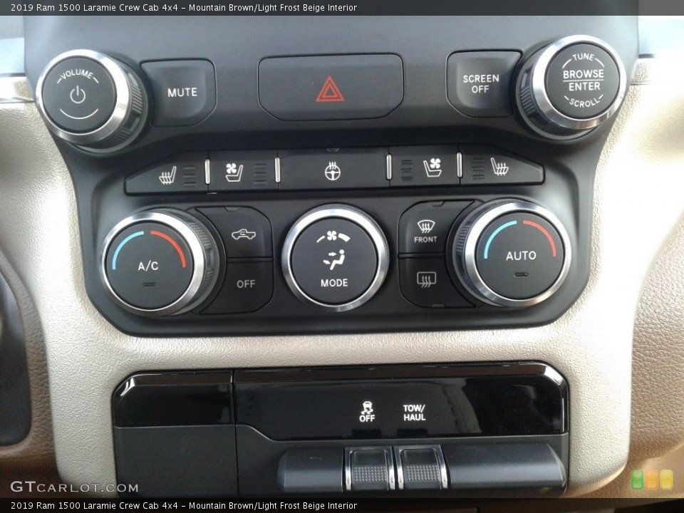 Mountain Brown/Light Frost Beige Interior Controls for the 2019 Ram 1500 Laramie Crew Cab 4x4 #132709315