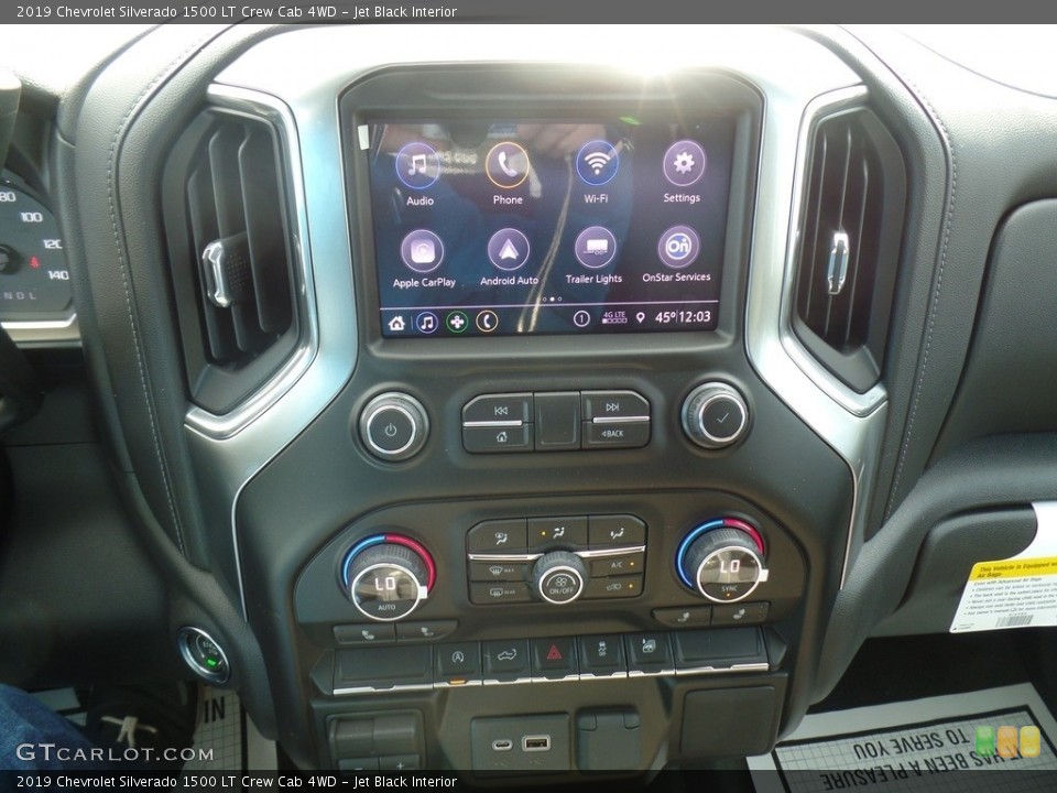Jet Black Interior Controls for the 2019 Chevrolet Silverado 1500 LT Crew Cab 4WD #132720143