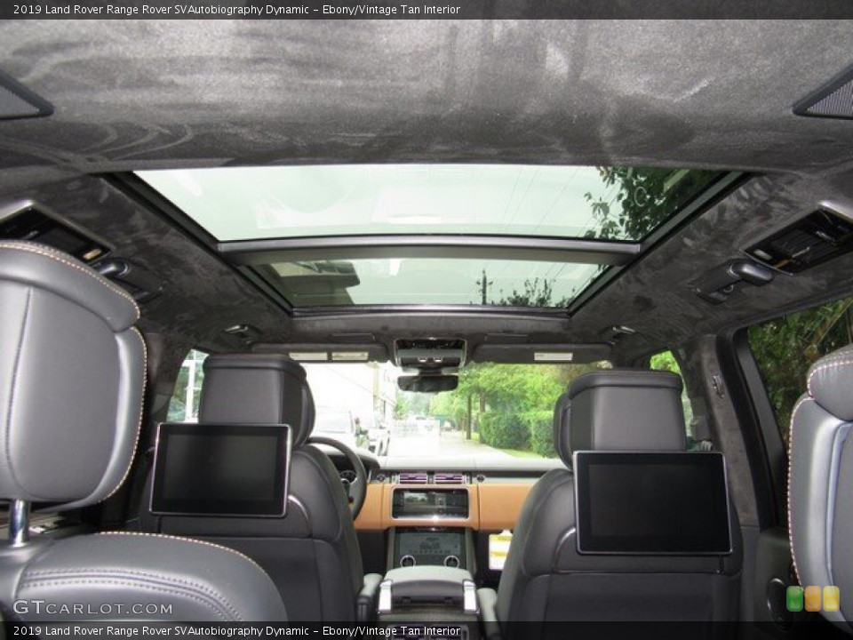 Ebony/Vintage Tan Interior Sunroof for the 2019 Land Rover Range Rover SVAutobiography Dynamic #132755189