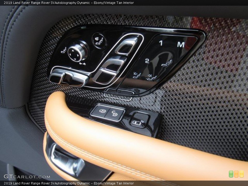 Ebony/Vintage Tan Interior Controls for the 2019 Land Rover Range Rover SVAutobiography Dynamic #132755279