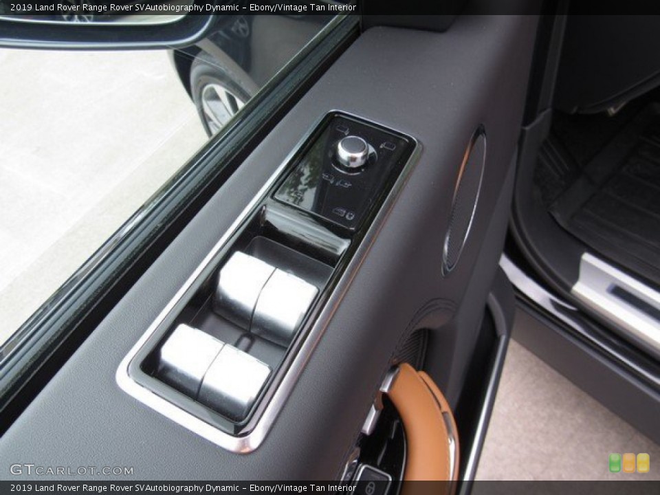 Ebony/Vintage Tan Interior Controls for the 2019 Land Rover Range Rover SVAutobiography Dynamic #132755378
