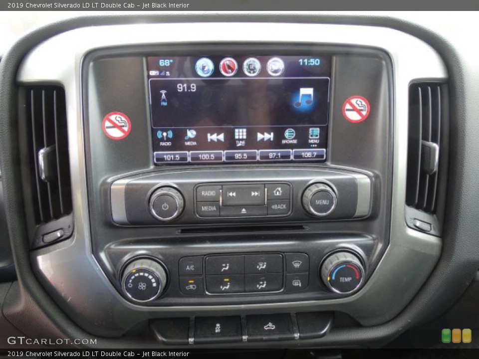 Jet Black Interior Controls for the 2019 Chevrolet Silverado LD LT Double Cab #132770264