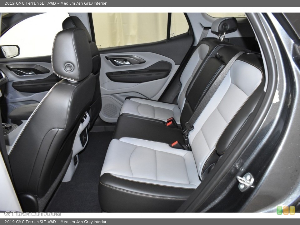 Medium Ash Gray Interior Rear Seat for the 2019 GMC Terrain SLT AWD #132801038