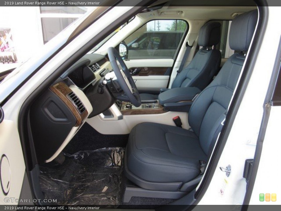 Navy/Ivory Interior Photo for the 2019 Land Rover Range Rover HSE #132808541