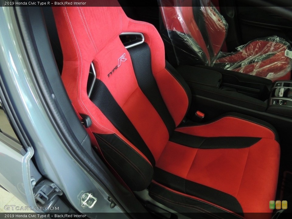 Black/Red Interior Front Seat for the 2019 Honda Civic Type R #132815201