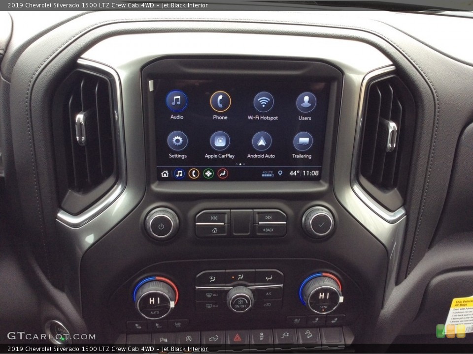 Jet Black Interior Controls for the 2019 Chevrolet Silverado 1500 LTZ Crew Cab 4WD #132822210