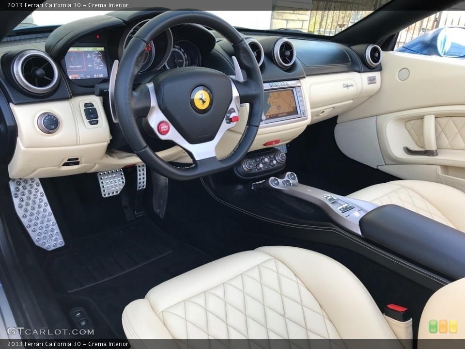 Crema Interior Photo for the 2013 Ferrari California 30 #132837341