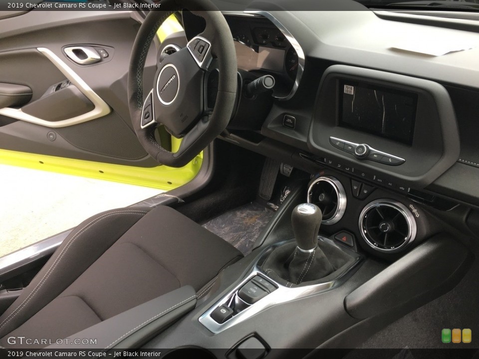 Jet Black Interior Controls for the 2019 Chevrolet Camaro RS Coupe #132838554
