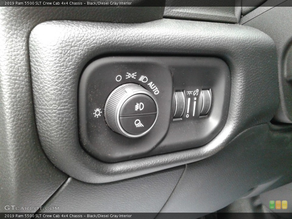 Black/Diesel Gray Interior Controls for the 2019 Ram 5500 SLT Crew Cab 4x4 Chassis #132839709