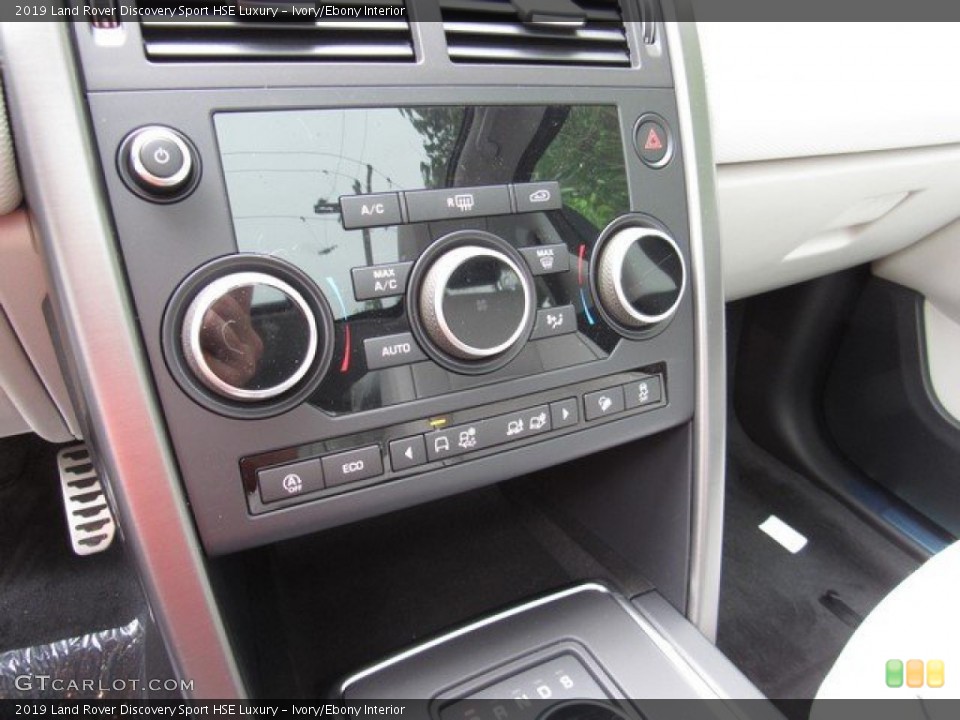 Ivory/Ebony Interior Controls for the 2019 Land Rover Discovery Sport HSE Luxury #132868038