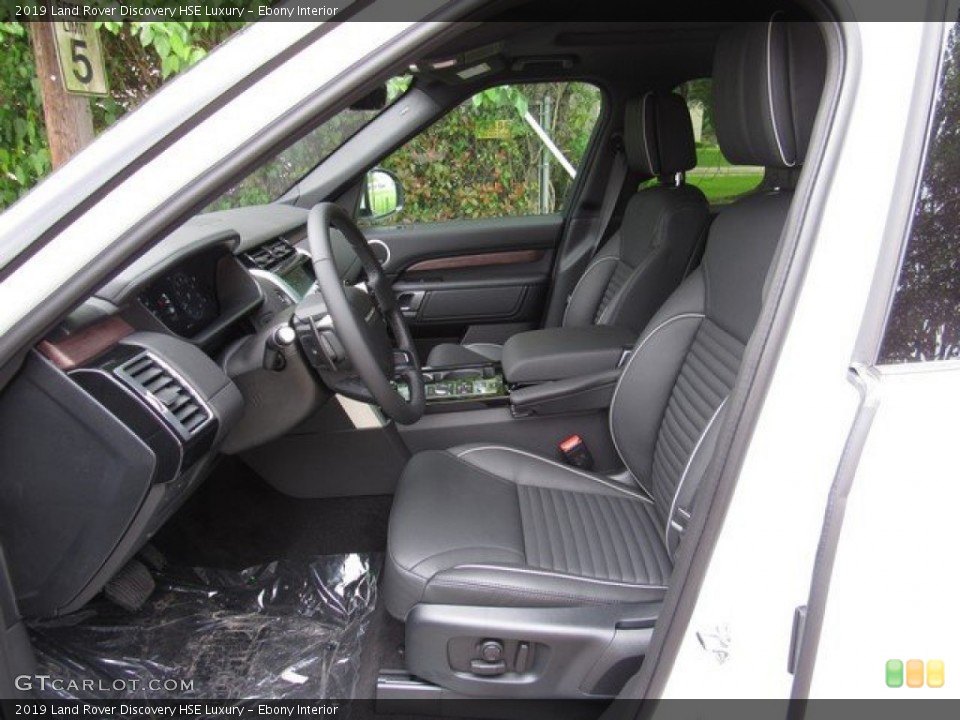 Ebony Interior Photo for the 2019 Land Rover Discovery HSE Luxury #132931983