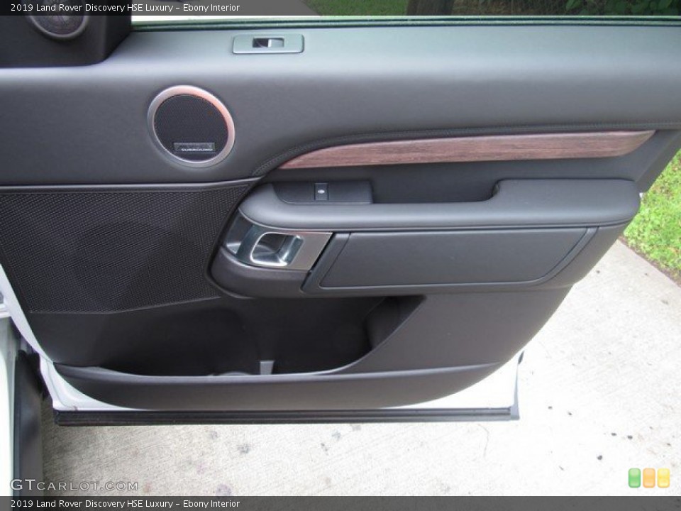 Ebony Interior Door Panel for the 2019 Land Rover Discovery HSE Luxury #132932181
