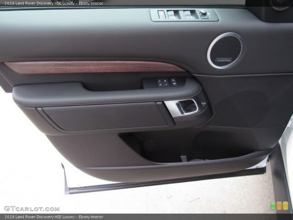Ebony Interior Door Panel for the 2019 Land Rover Discovery HSE Luxury #132932217