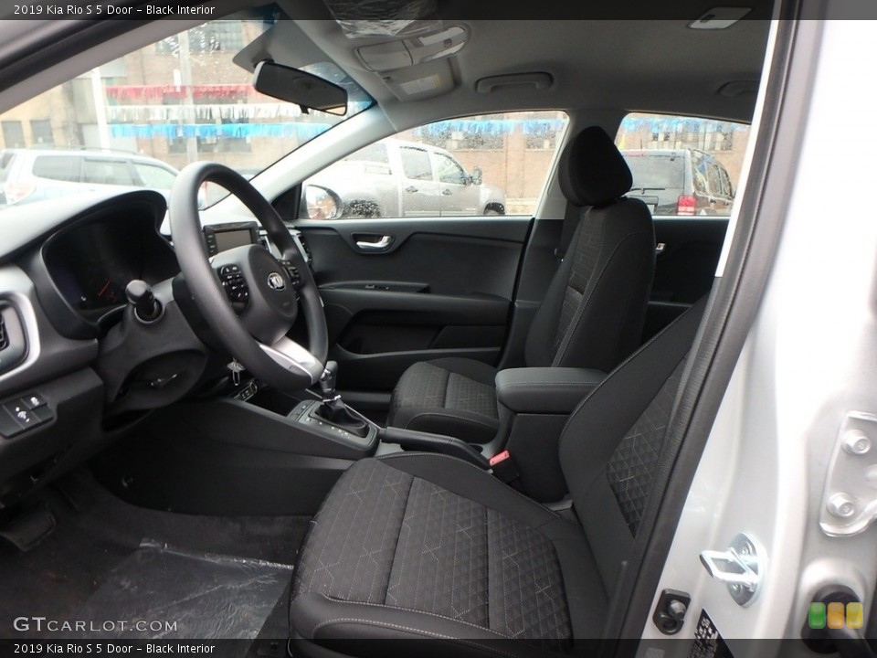 Black Interior Photo for the 2019 Kia Rio S 5 Door #132937958