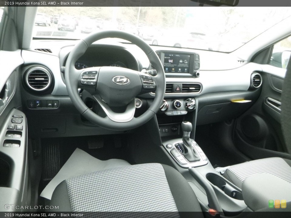 Black Interior Photo for the 2019 Hyundai Kona SEL AWD #132938112