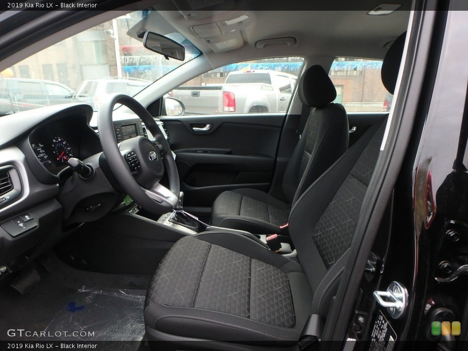 Black 2019 Kia Rio Interiors