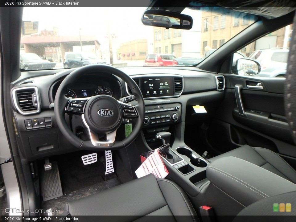 Black Interior Photo for the 2020 Kia Sportage S AWD #132966422