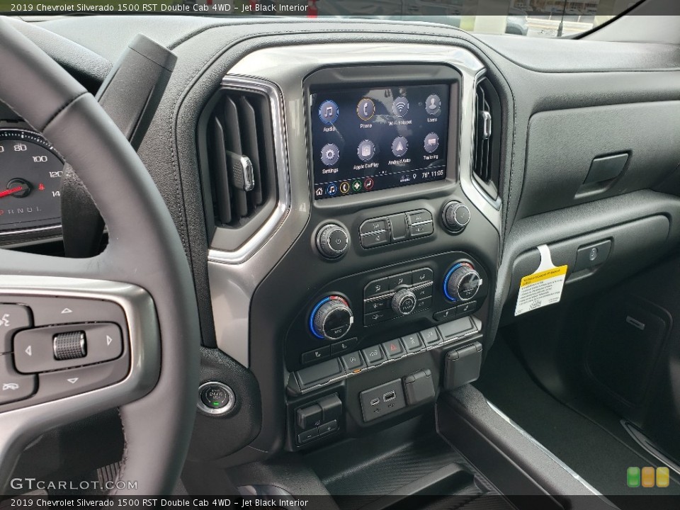 Jet Black Interior Controls for the 2019 Chevrolet Silverado 1500 RST Double Cab 4WD #132970697