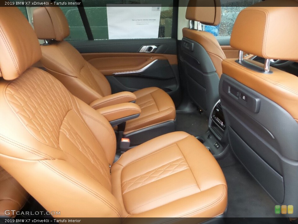Tartufo Interior Rear Seat for the 2019 BMW X7 xDrive40i #132980321