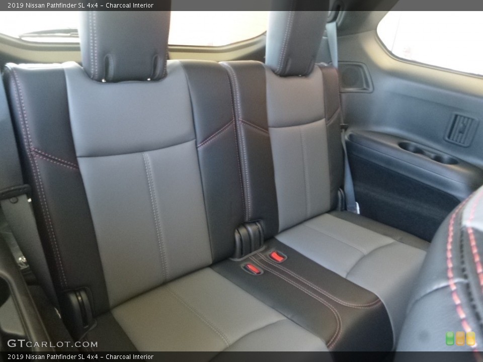 Charcoal Interior Rear Seat for the 2019 Nissan Pathfinder SL 4x4 #133032573
