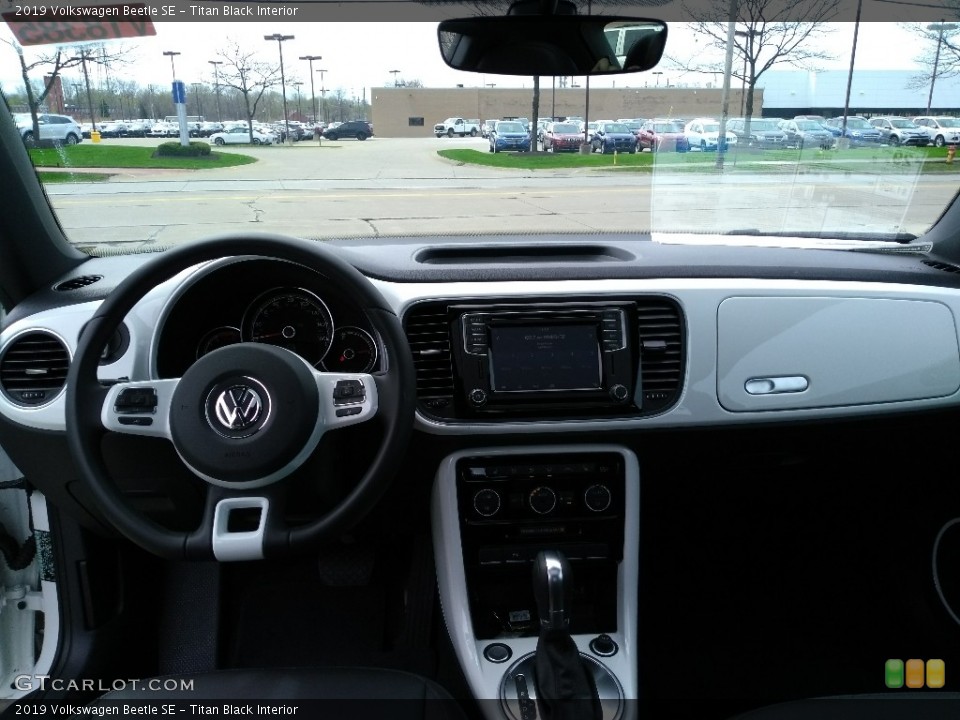 Titan Black Interior Dashboard for the 2019 Volkswagen Beetle SE #133078081
