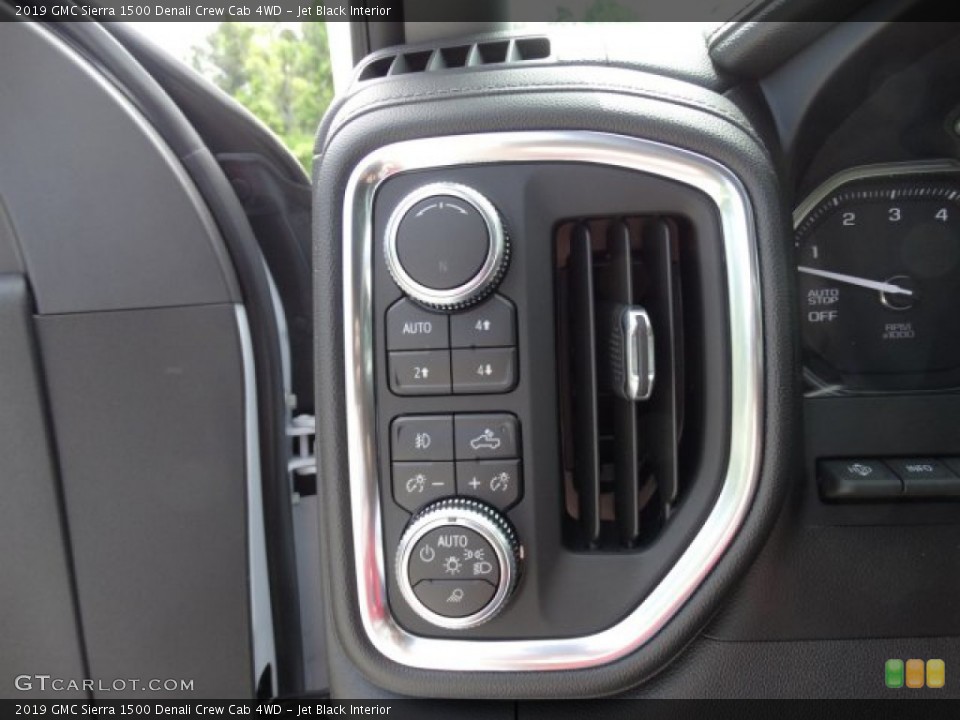 Jet Black Interior Controls for the 2019 GMC Sierra 1500 Denali Crew Cab 4WD #133102614