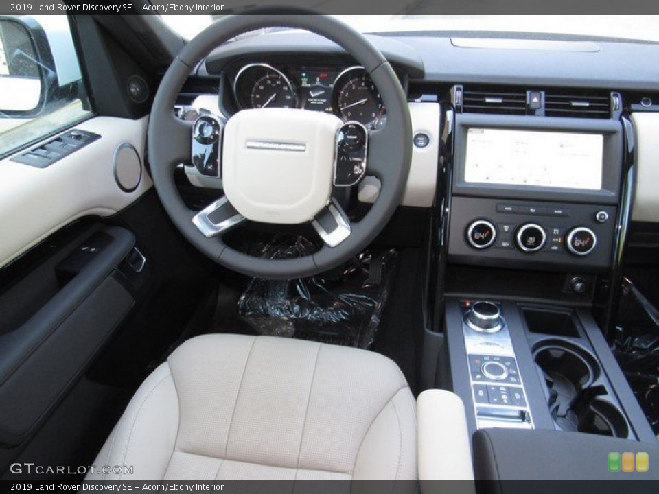 Acorn/Ebony Interior Dashboard for the 2019 Land Rover Discovery SE #133105486