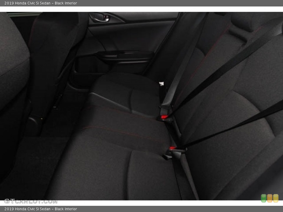Black Interior Rear Seat for the 2019 Honda Civic Si Sedan #133106164