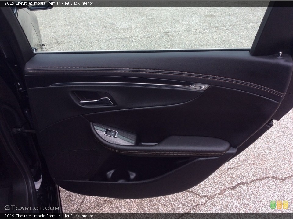 Jet Black Interior Door Panel for the 2019 Chevrolet Impala Premier #133110611