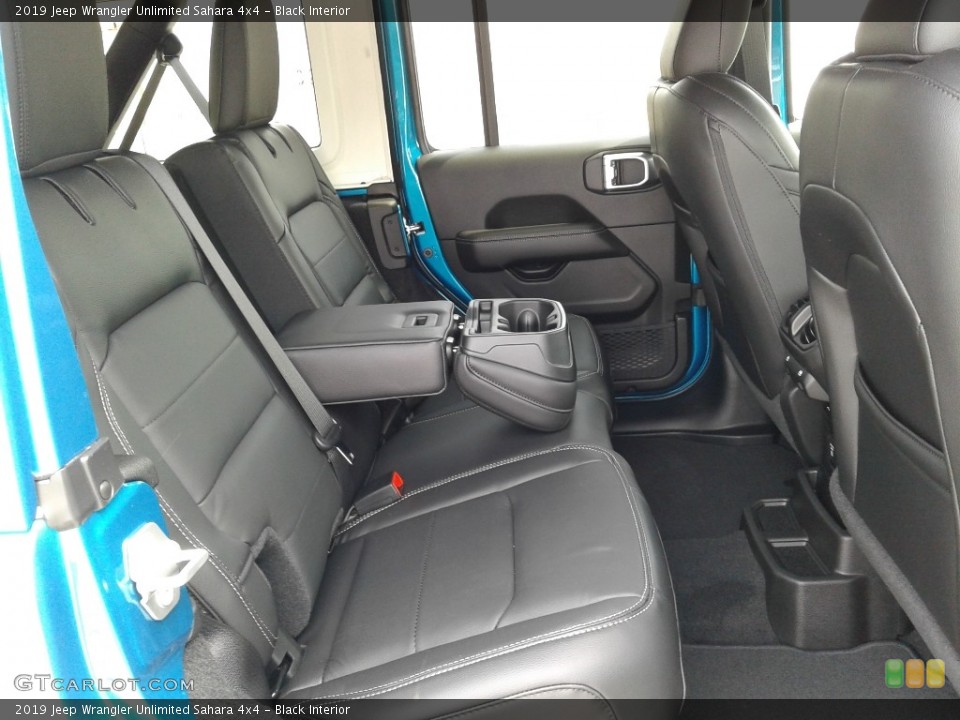 Black Interior Rear Seat for the 2019 Jeep Wrangler Unlimited Sahara 4x4 #133137092