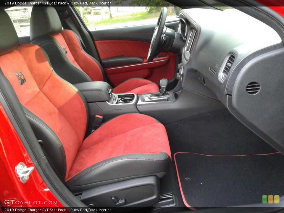 Ruby Red/Black Interior Front Seat for the 2019 Dodge Charger R/T Scat Pack #133154000