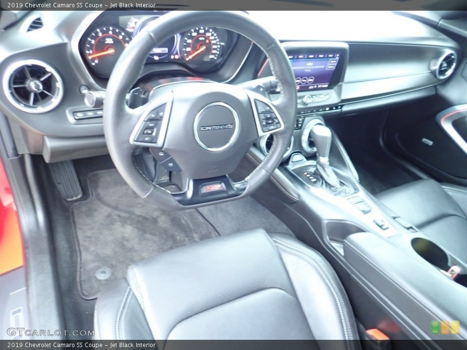 Jet Black Interior Dashboard for the 2019 Chevrolet Camaro SS Coupe #133171311