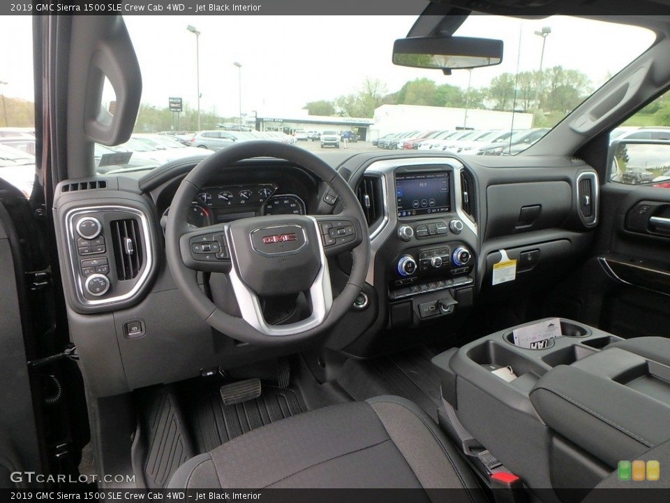 Jet Black Interior Photo for the 2019 GMC Sierra 1500 SLE Crew Cab 4WD #133191663