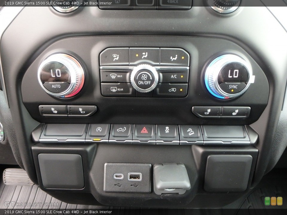 Jet Black Interior Controls for the 2019 GMC Sierra 1500 SLE Crew Cab 4WD #133191828