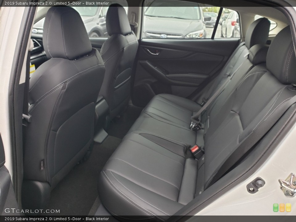Black Interior Rear Seat for the 2019 Subaru Impreza 2.0i Limited 5-Door #133212111