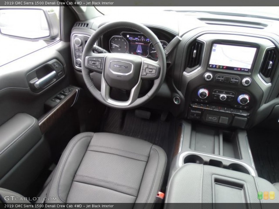 Jet Black Interior Dashboard for the 2019 GMC Sierra 1500 Denali Crew Cab 4WD #133223459