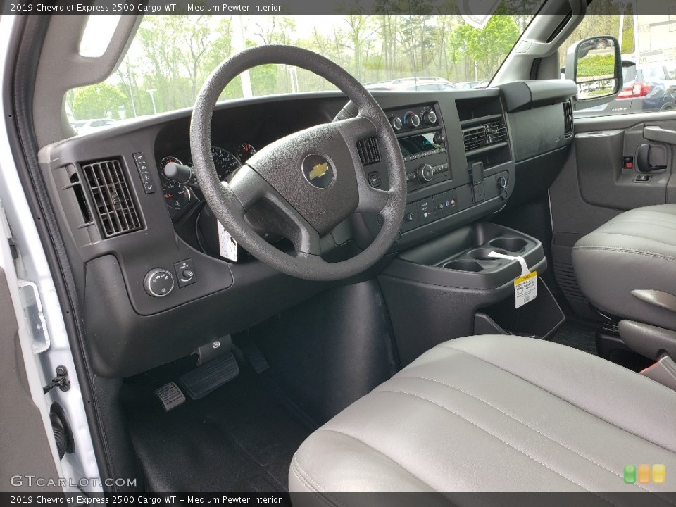 Medium Pewter Interior Photo for the 2019 Chevrolet Express 2500 Cargo WT #133261358