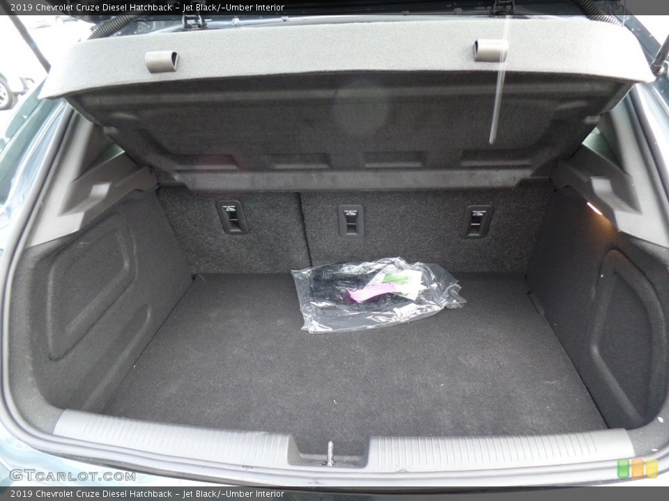 Jet Black/­Umber Interior Trunk for the 2019 Chevrolet Cruze Diesel Hatchback #133321833