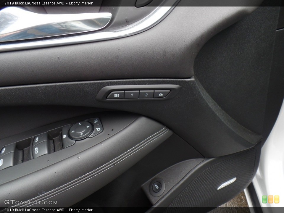 Ebony Interior Controls for the 2019 Buick LaCrosse Essence AWD #133322327