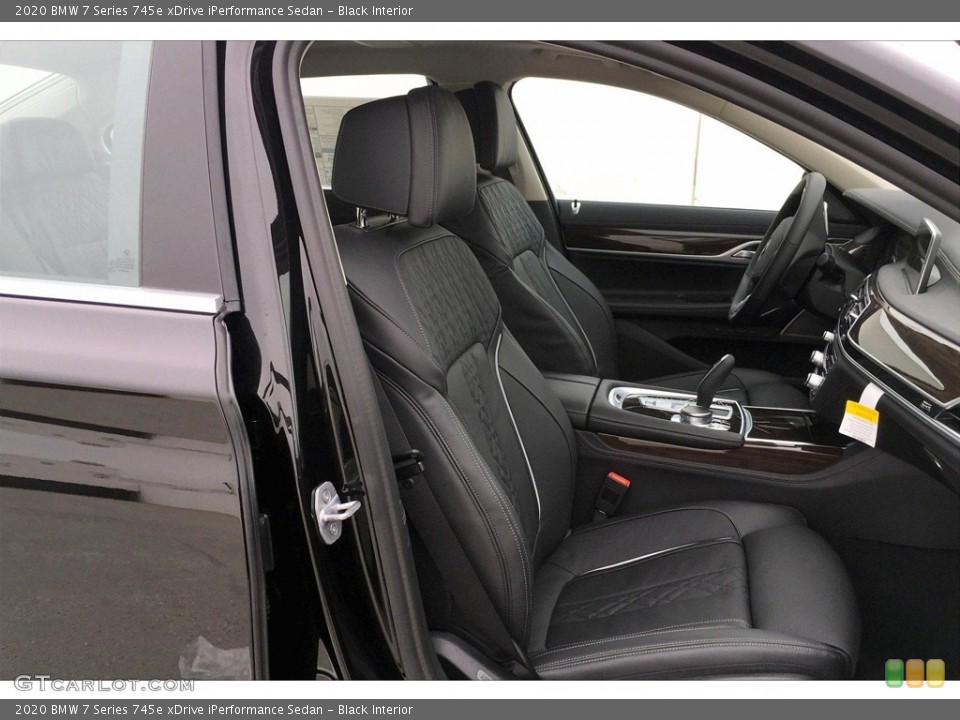 Black Interior Photo for the 2020 BMW 7 Series 745e xDrive iPerformance Sedan #133359353