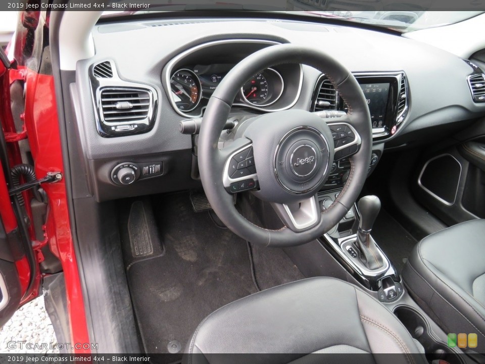 Black Interior Front Seat for the 2019 Jeep Compass Limited 4x4 #133360262