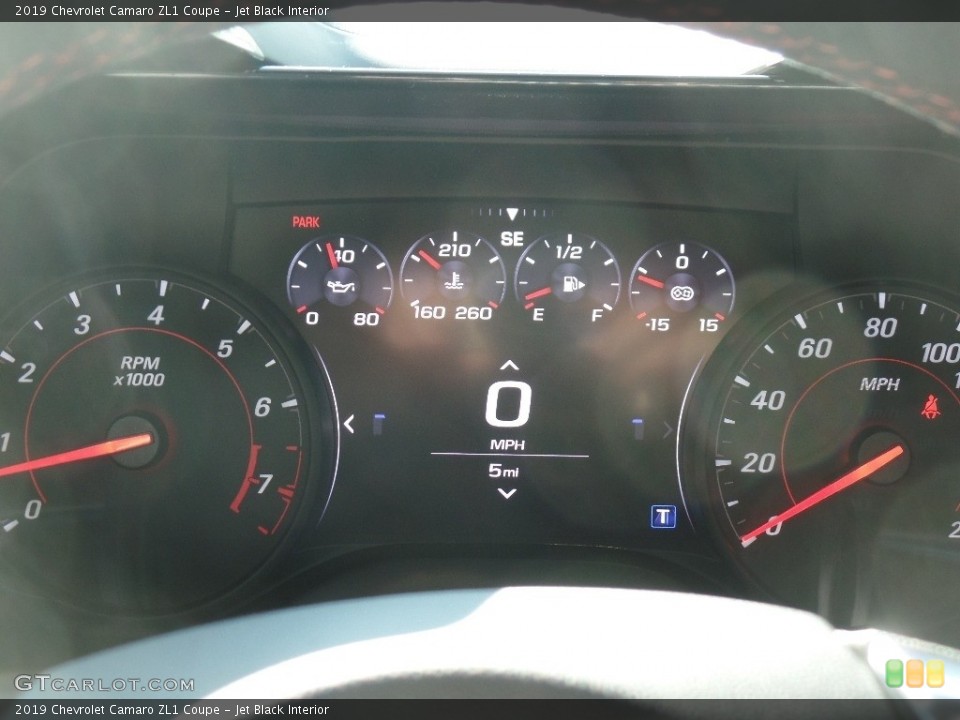 Jet Black Interior Gauges for the 2019 Chevrolet Camaro ZL1 Coupe #133404359