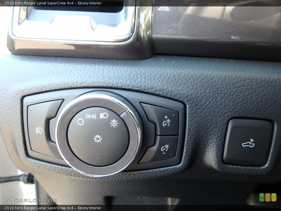 Ebony Interior Controls for the 2019 Ford Ranger Lariat SuperCrew 4x4 #133405559