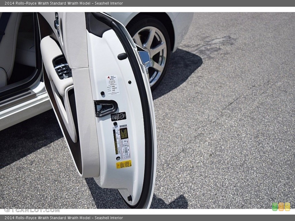 Seashell Interior Door Panel for the 2014 Rolls-Royce Wraith  #133418521
