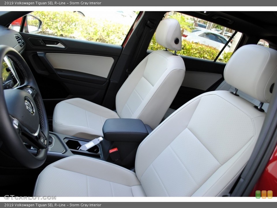 Storm Gray Interior Front Seat for the 2019 Volkswagen Tiguan SEL R-Line #133435756